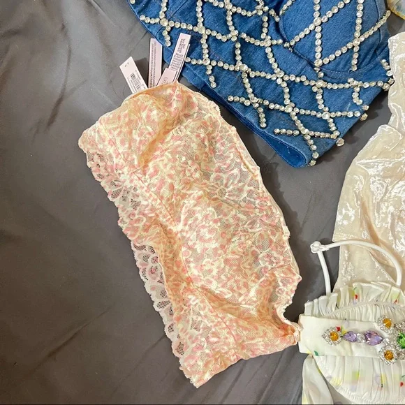 clothes bundle - Picture 2 of 6